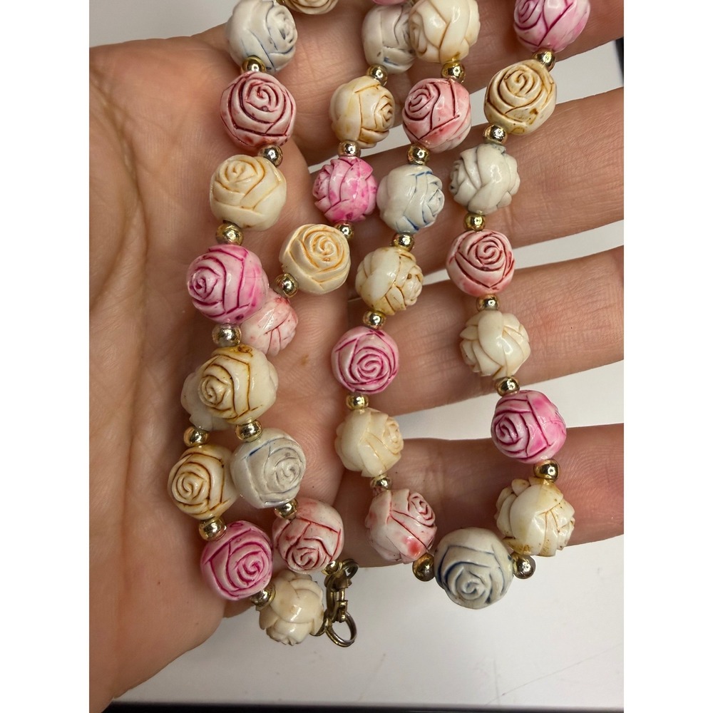 Vintage Carved Rose Bead Necklace Multi Color Resin Floral Cottagecore 16 Inch